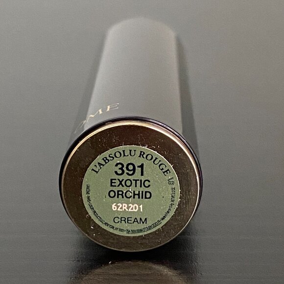 Lancome L'absolu Rouge Lipstick in 391 Exotic Orchid - Picture 12 of 14